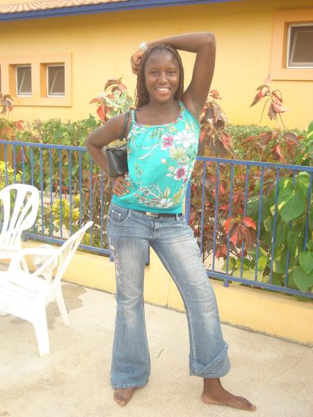 MOUNOU LOVE