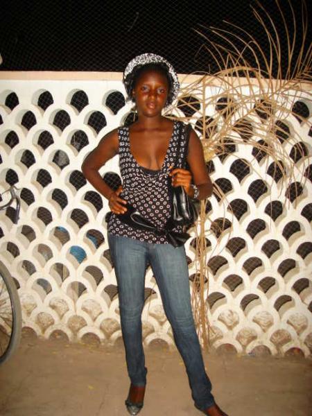 MOUNOU LOVE
